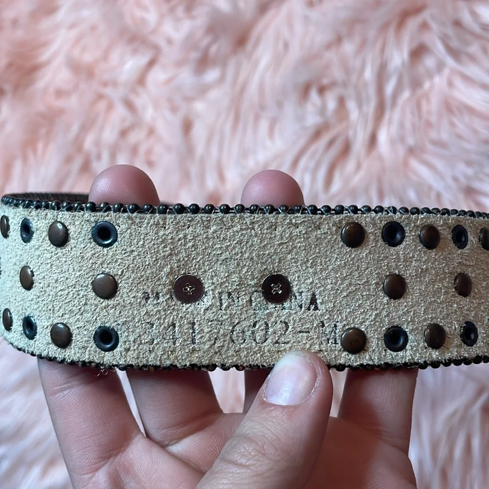 Woman’s Bling Rhinestone BB Belt Size Medium‎